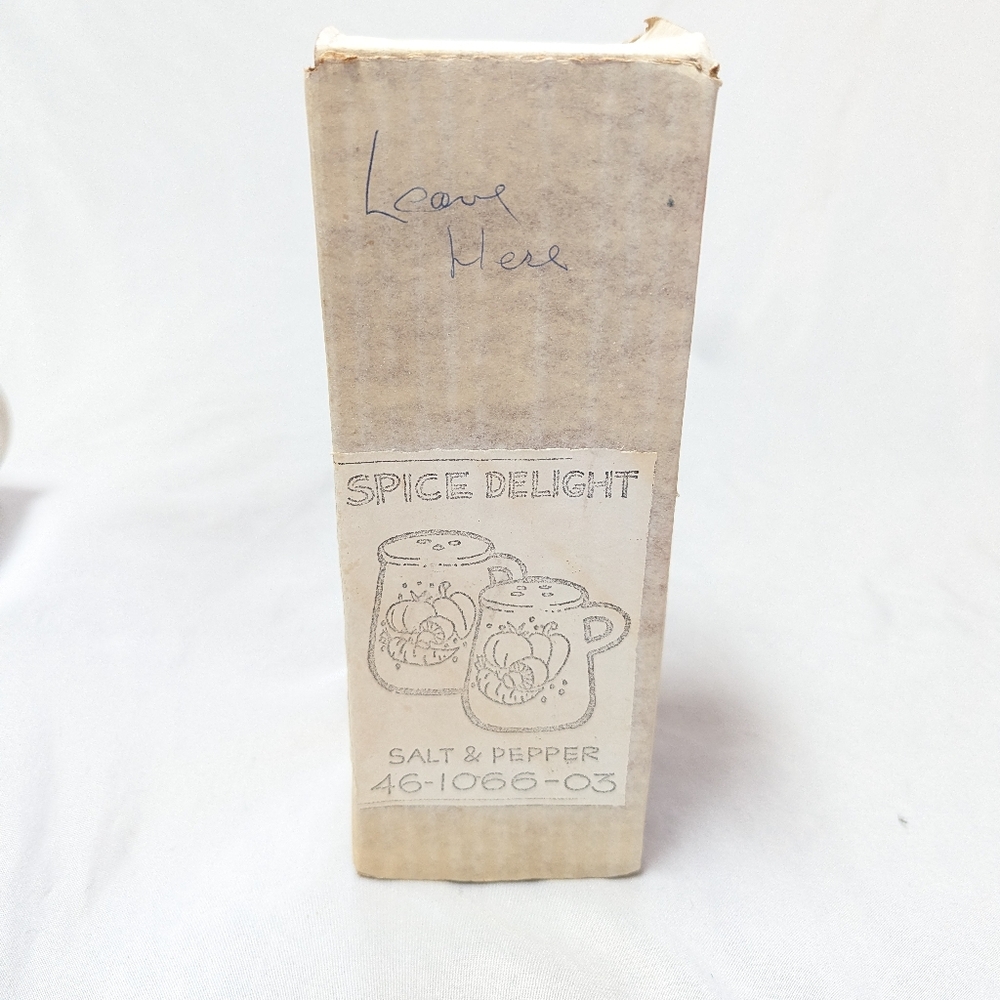 McCoy Pottery Spice Delight Salt & Pepper Shakers Mushrooms Carrots Tomatoes Vtg - Picture 6 of 9